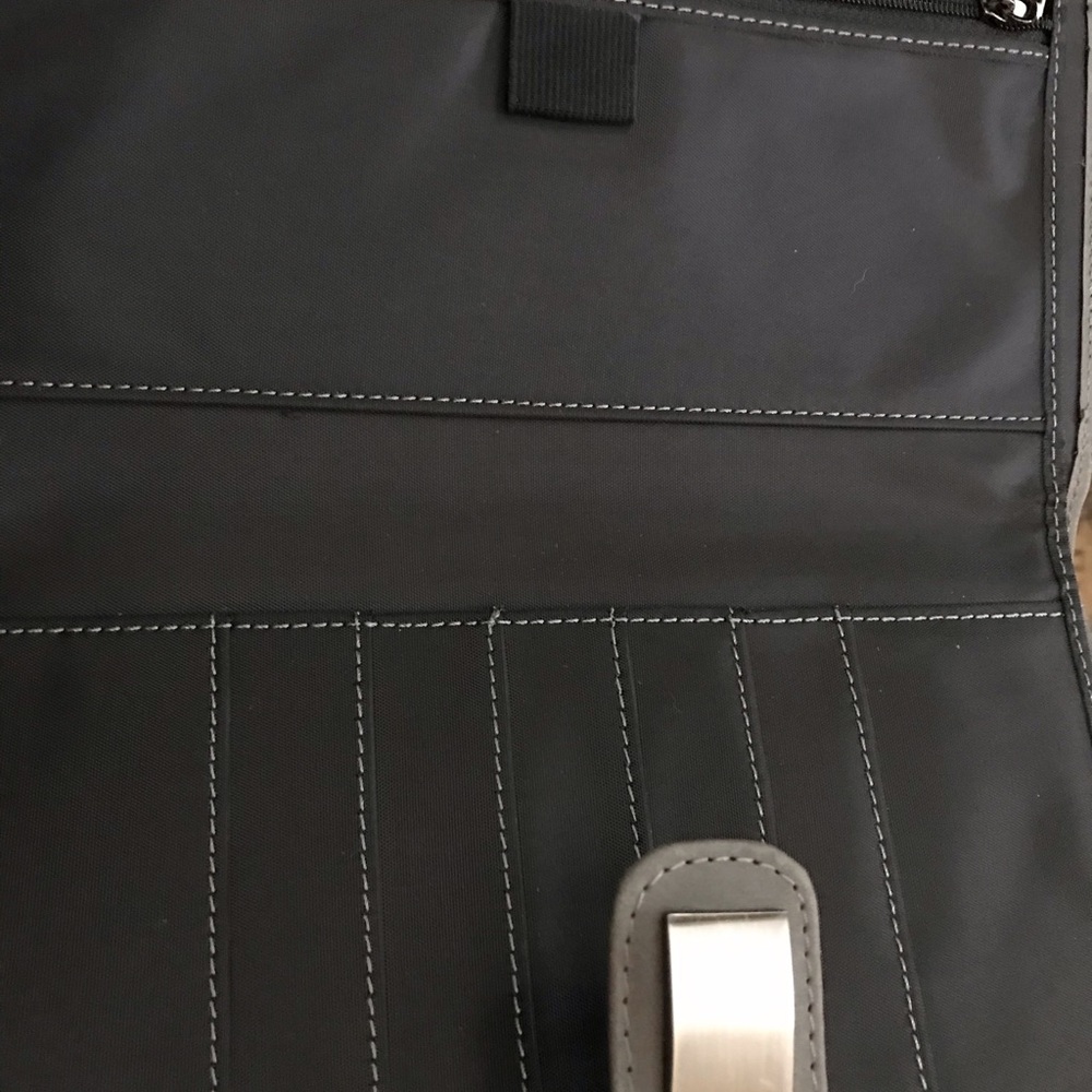 Gray Wallet - Picture 7 of 7